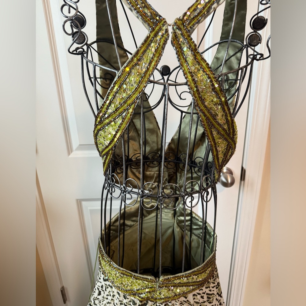 Elegant Leopard Print sequined Evening Gown by Bellezza - Picture 5 of 8